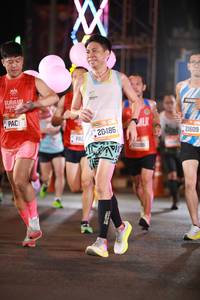 BIB: 032, 720, 20486, 20186, 21609
                            <button type="button" onclick="openModal(21498534)" class="btn btn-primary btn-sm float-right btn-popup" data-toggle="modal" data-target=".modal-high-quality">
                        <i class="fas fa-shopping-cart"></i> Add to Cart
                    </button>
                                            <button type="button" onclick="isThisMe(21498534, true)" class="btn btn-success btn-sm float-right btn-popup btn-isme hidden" data-toggle="tooltip" data-placement="bottom" title="นี่คือรูปของคุณใช่ไหม คลิกที่นี่เพื่อเอาเข้าอัลบั้ม">
                        <i class="fas fa-plus"></i> Add to album
                    </button>
                    <button type="button" onclick="isThisMe(21498534, false)" class="btn btn-warning btn-sm float-right btn-popup btn-isnotme hidden">
                        <i class="fas fa-ban"></i> Remove from album
                    </button>